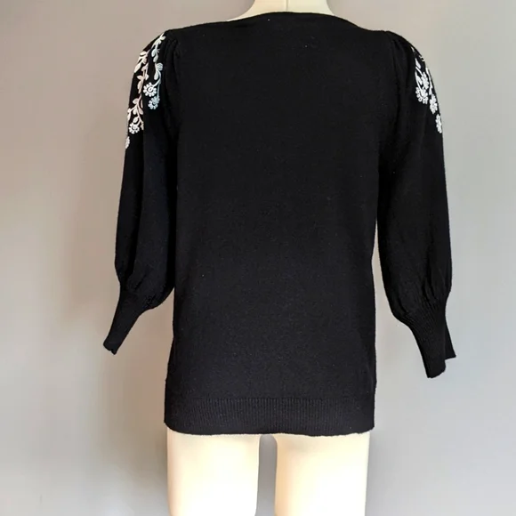 NWT Black And White Embroidered Sweater Bishop Sleeves - Picture 7 of 10